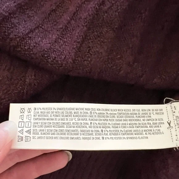 CLEARANCE Women’s Turtleneck Balloon-Sleeve Sweater Size Large - Picture 3 of 9